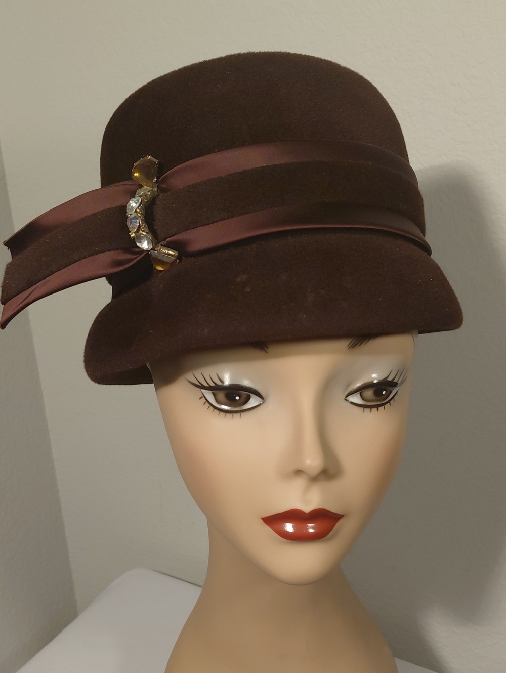 Source Unknown Chocolate Brown Wool Cloche Hat with Satin Band